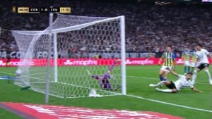 Conmebol multa Rosario Central em R$ 500 mil por atos racistas em jogo contra o Corinthians
