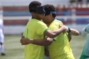 Matheus Costa abre o jogo após vencer o câncer e celebra título na volta à seleção de futebol de cegos