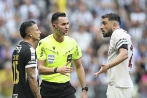 Análise: Fluminense é castigado por desconcentração e falhas de Freytes